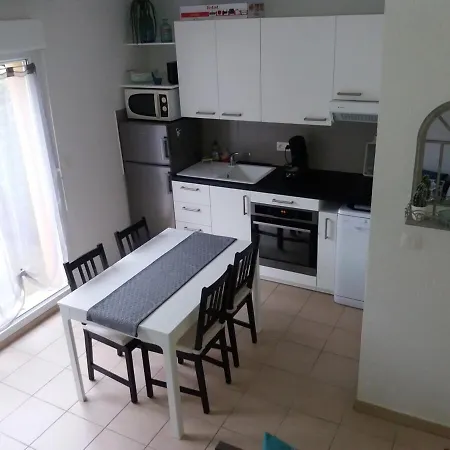 Agreable, Idealement Situe A *