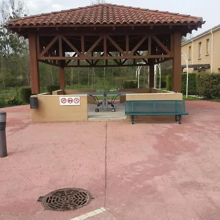 Agreable, Idealement Situe A